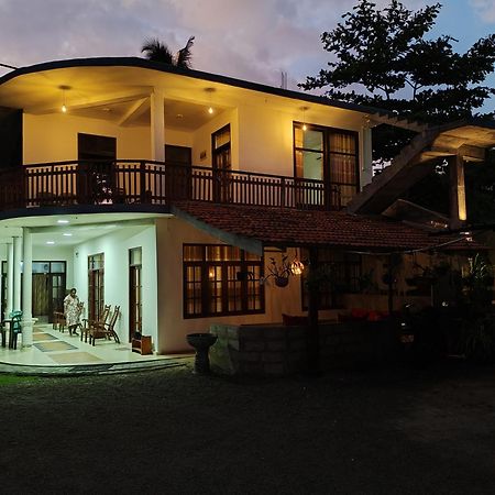 Aurora Echo Villa Matara Bagian luar foto